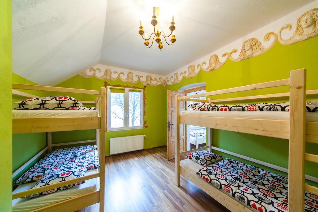 Hostel Krokus 카르파츠 객실 사진
